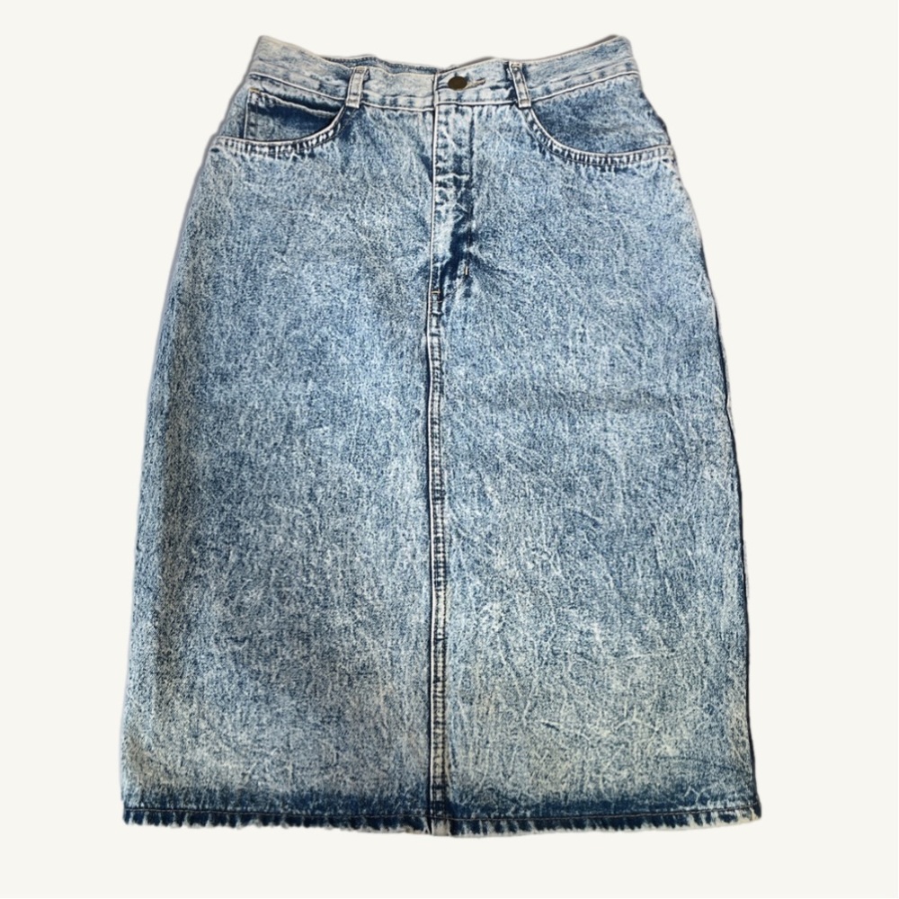 Yves St Marc Vintage Mid Length Light Wash Denim Skirt with Back Slit